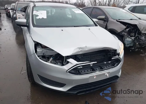 2018 Ford Focus Se z USA, uszkodzony, nr VIN 1FADP3K2XJL301135